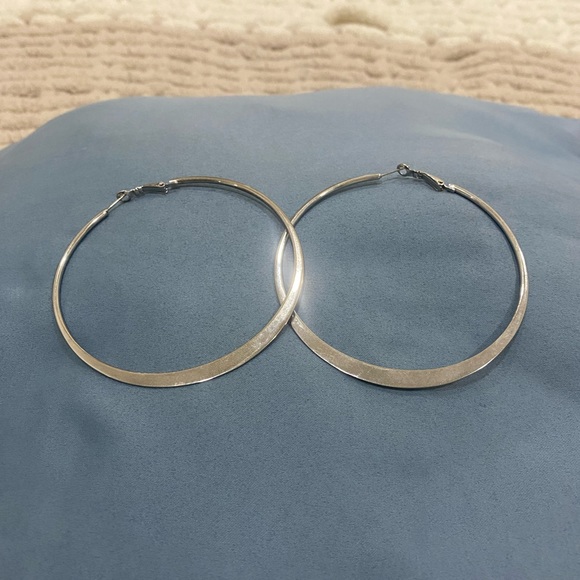 Large size silver hoops - Picture 2 of 2